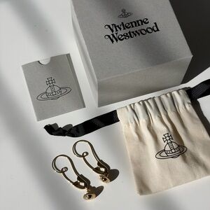 NEW Vivienne Westwood Gold Large Maxima Earrings